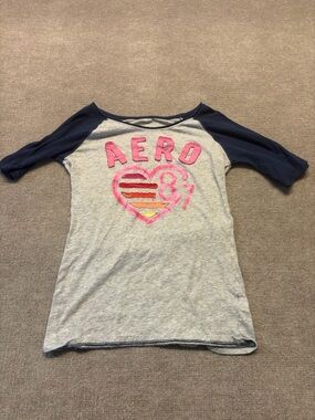 Aeropostale AERO 87 Graphic Tee Heart Logo Colorblock Raglan Top Medium 0835